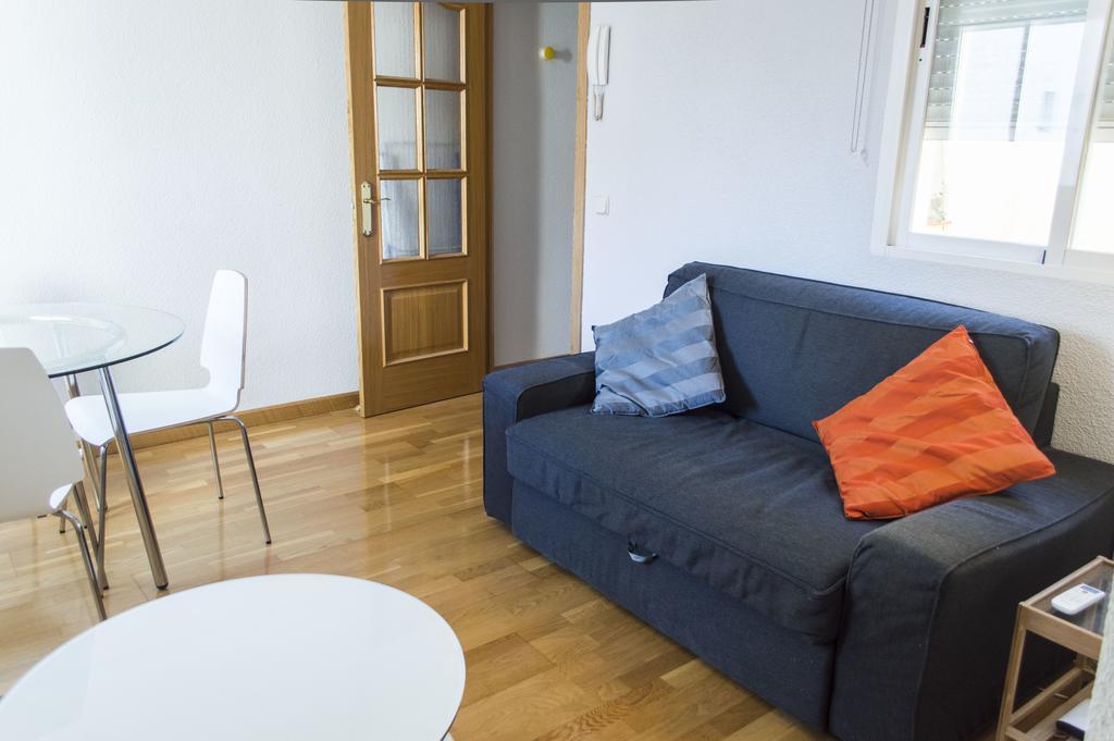 For You Rentals Reina Sofia Apartment Temporal Df21 Madryt Zewnętrze zdjęcie