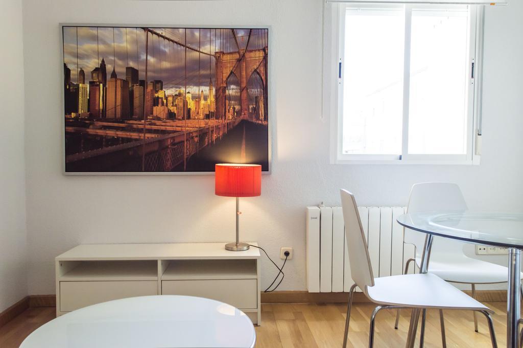 For You Rentals Reina Sofia Apartment Temporal Df21 Madryt Zewnętrze zdjęcie